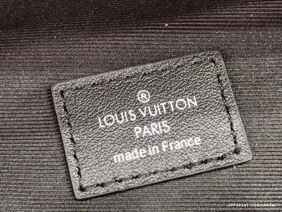 Official oldcobbler BUMBAG VUITTON DISCOVERY LOUIS 0705